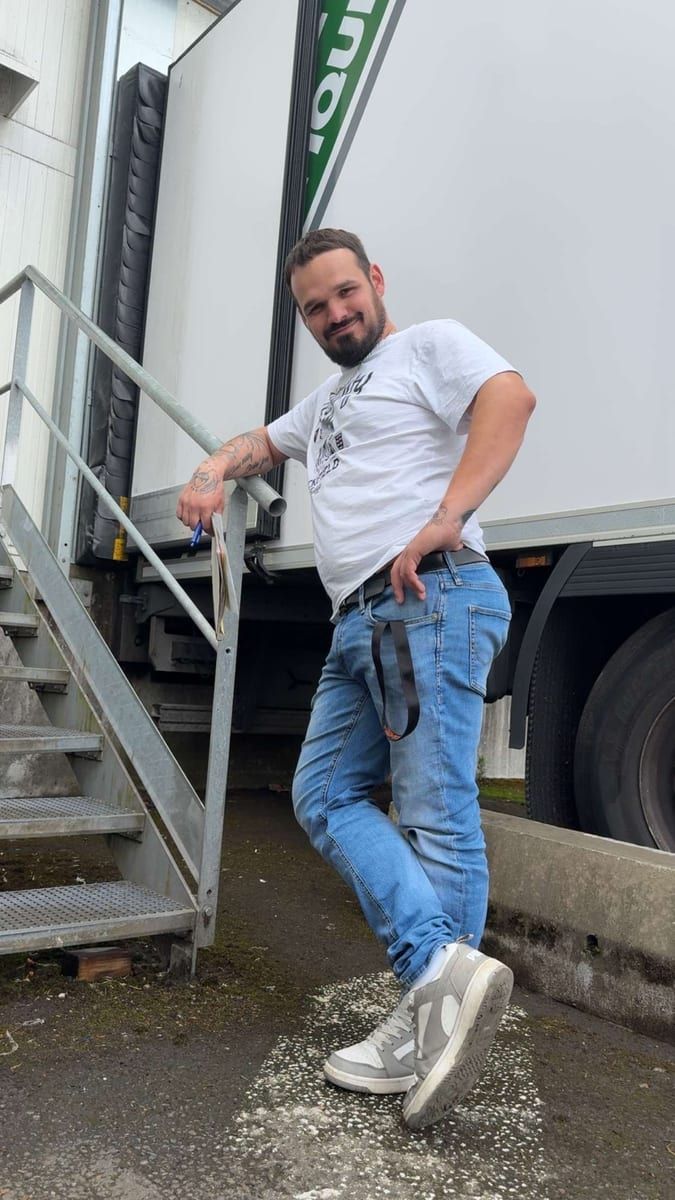 Makenson - Site de rencontre gay à Zwischenflüh Profil de Makenson, 30 ans, Site de rencontre gay à Zwischenflüh (Berne)